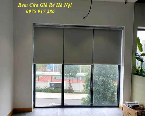 rèm cuốn văn phòng